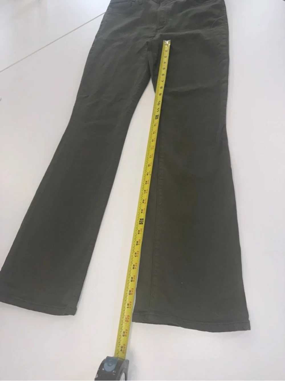 Joe's Jeans High Rise Bootcut, Nocturnal Olive Forest Green Womens Size 33